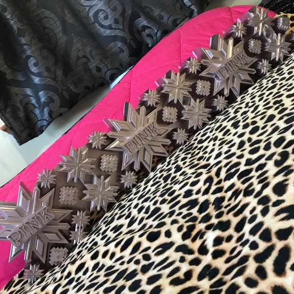 PINK Victoria's Secret Accessories - Final price this is a gem